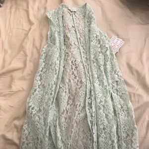 XS lularoe mint lace joy
